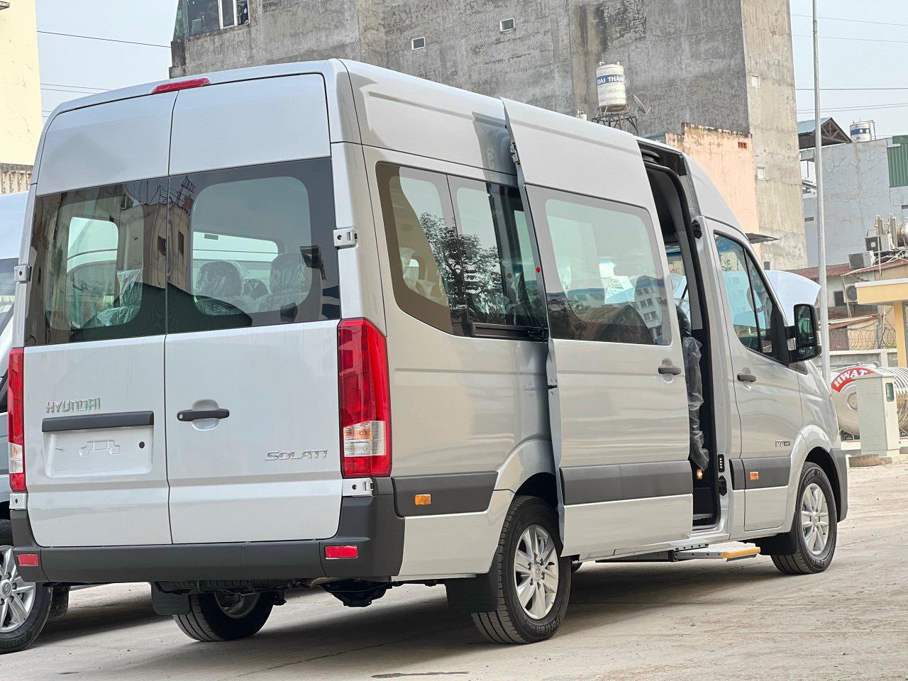 Ngoại thất Hyundai Solati