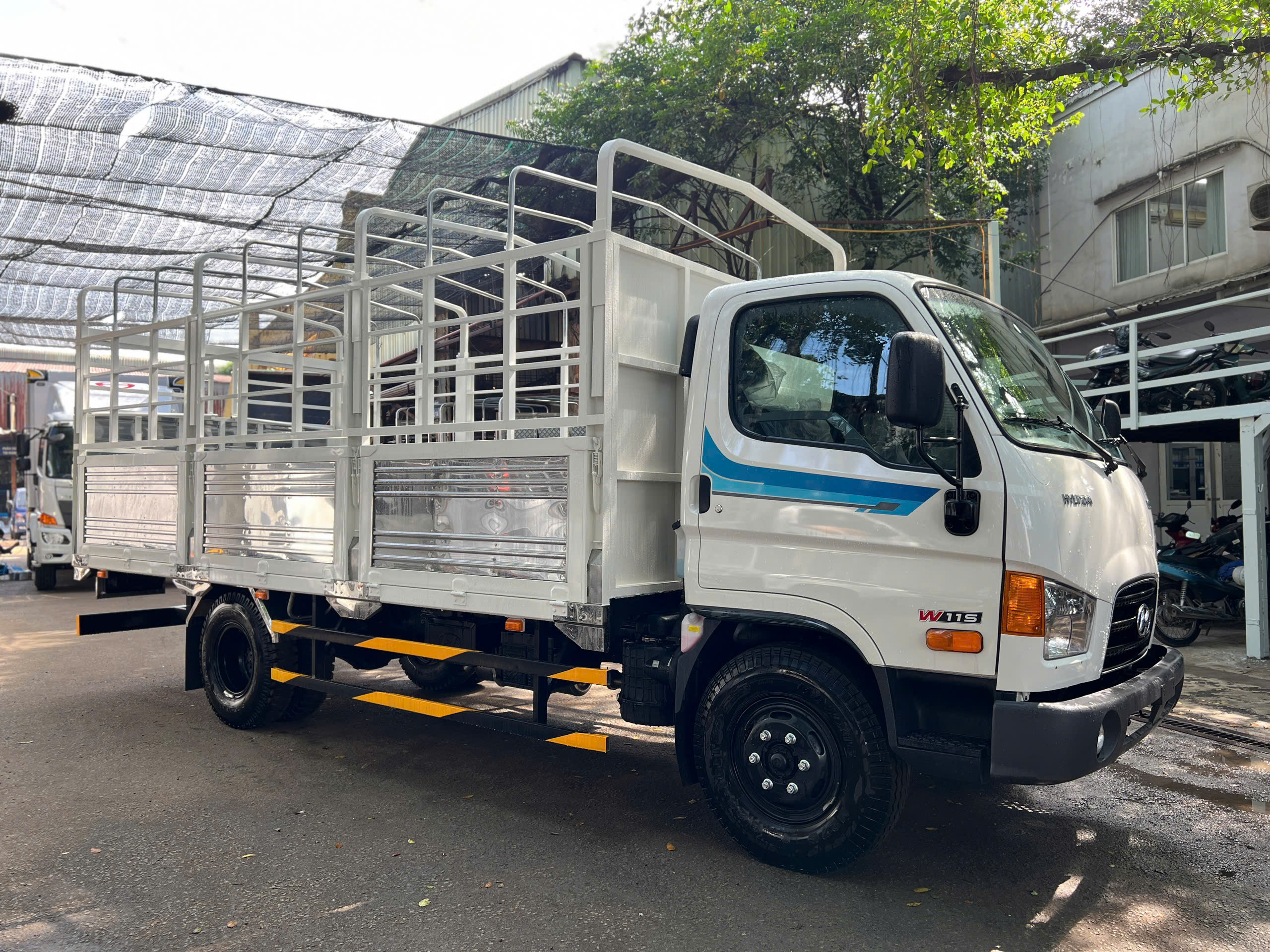 z6350259428215 77e3536388a76cd618925cd479204bf6 MUA XE NGAY - NHẬN ƯU ĐÃI NGẬP TRÀN TẠI HYUNDAI TRẦN