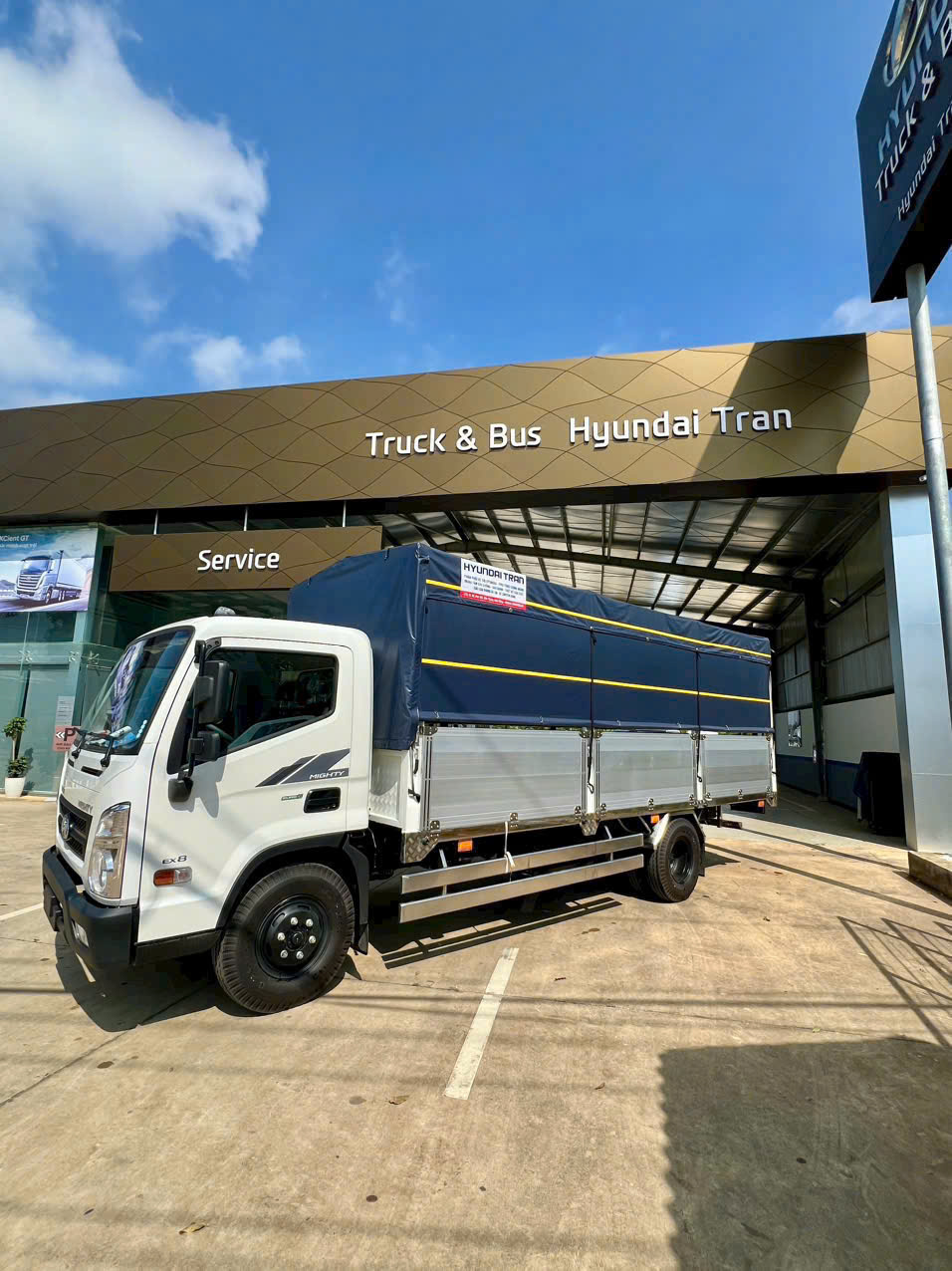 z6350259452242 484ee7b9c6bbfdf5a2ca7dd8ddb573ae Hyundai Mighty EX8- Seri 7,3 Tấn - 5,7 Mét